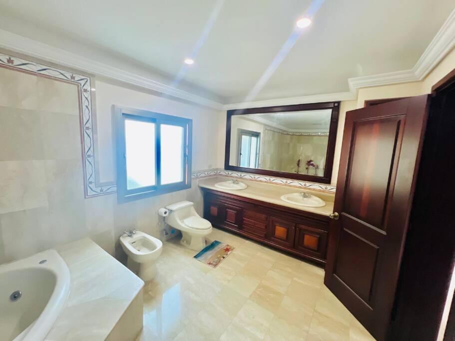 Beach Front Penthouse In Exclusive Tower Santo Domingo Ngoại thất bức ảnh